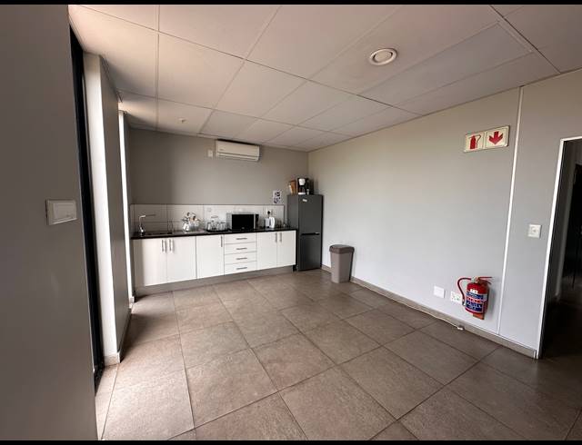 5,386M² FACTORY TO LET IN WADEVILLE